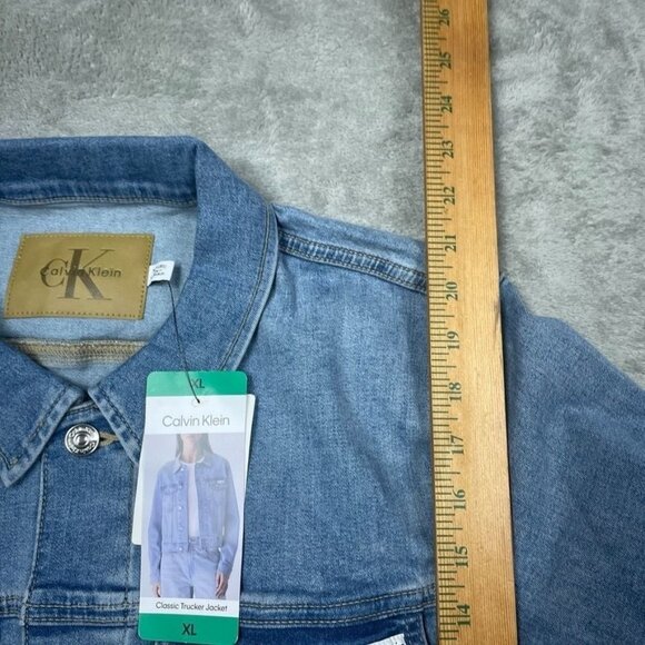 Calvin Klein Classic Trucker Denim Jacket XL Blue Wash Stylish Casual Layer d017 - Picture 5 of 9